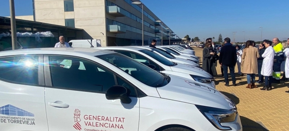 Torrevieja incorpora nuevos vehículos de Renault a la Unidad de Hospitalización Domiciliaria
