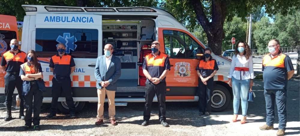 Nueva ambulancia para renovar la flota de Protecci - Nueva ambulancia para renovar la flota de Protección Civil El Escorial