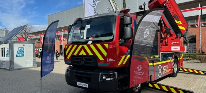 Renault Trucks apuesta por la electromovilidad para los servicios de emergencias