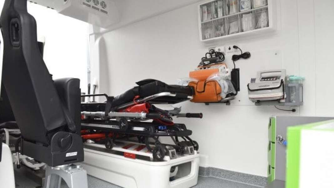 Primera ambulancia totalmente eléctrica de Mercedes-Benz con la eSprinter