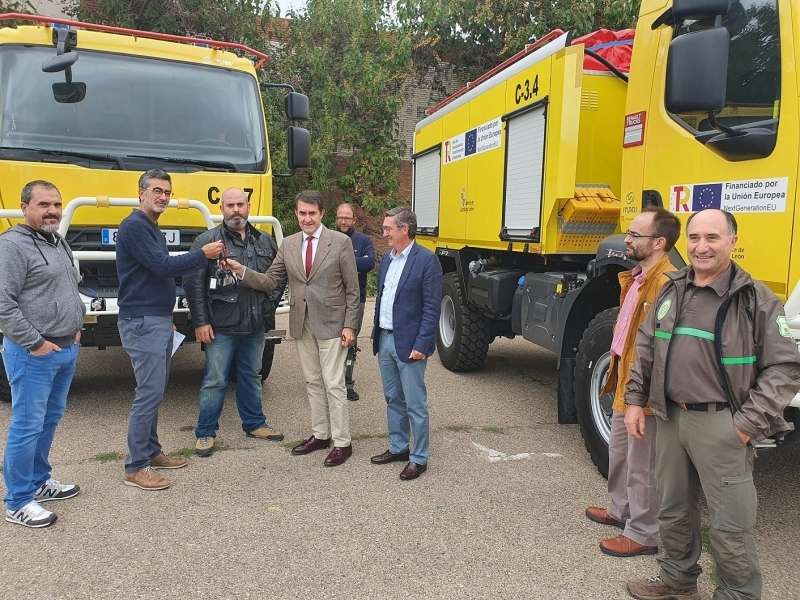 Castilla y León incorpora tres camiones autobomba para la extinción de incendios