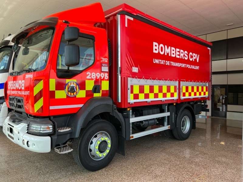 Nueva unidad de transporte polivalente para los bomberos de Alzira 