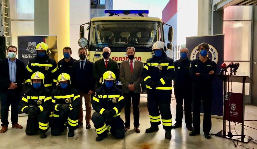 Nuevo equipamiento de intervención para los bomberos provinciales de Cádiz