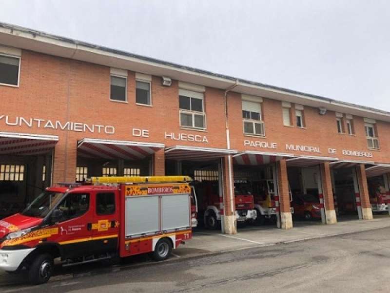 60.000 euros para el vestuario de los bomberos de Huesca 