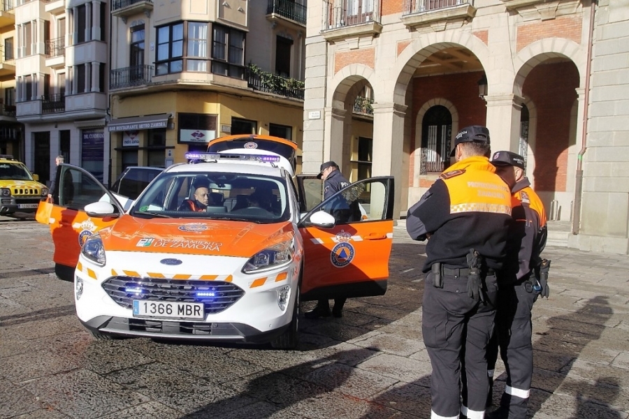 Protección Civil de Zamora estrena un todoterreno de Ford 