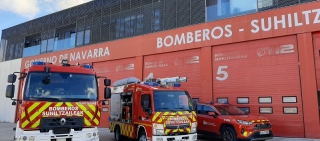Además de este camión se incorporan al servicio otra bomba urbana ligera y cuatro todocaminos, con una inversión total de 787.472 euros. 