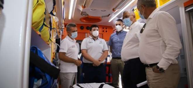 Nueva ambulancia Mercedes-Benz para el Cabildo de Lanzarote
