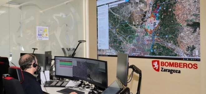 Nuevo centro tecnológico de comunicaciones de los bomberos de Zaragoza