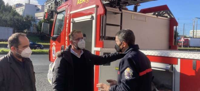 Nueva autoescalera Magirus para los bomberos de Ferrol