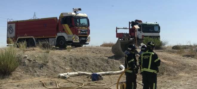 Reportaje: Intervención de bomberos por fuga de hidrocarburos en un oleoducto 