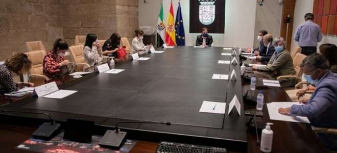 Extremadura adjudica el contrato de transporte sanitario por 47 millones 