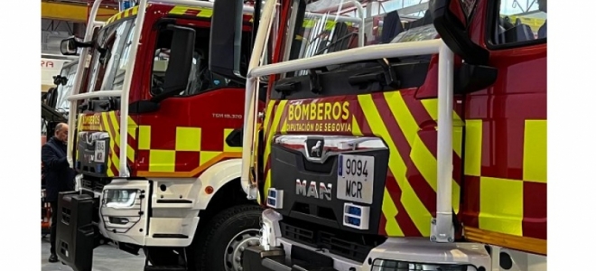Los bomberos de Segovia reciben dos bombas rurales pesadas de MAN 