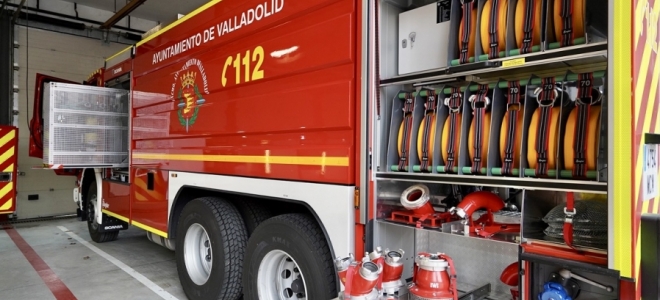 Los bomberos de Valladolid reciben un nuevo camión de Scania 